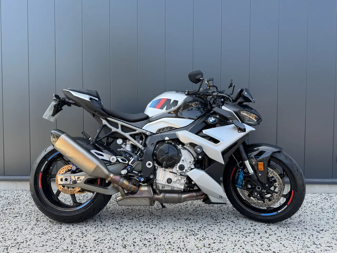 BMW M 1000 R