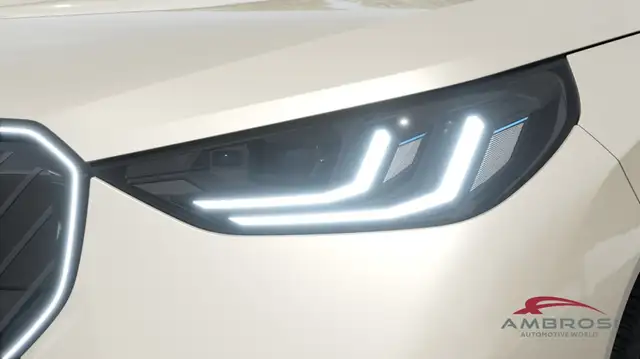 BMW X3 view 6
