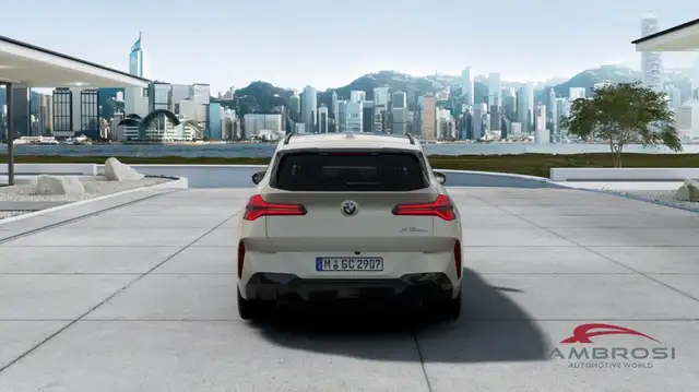BMW X3 view 5