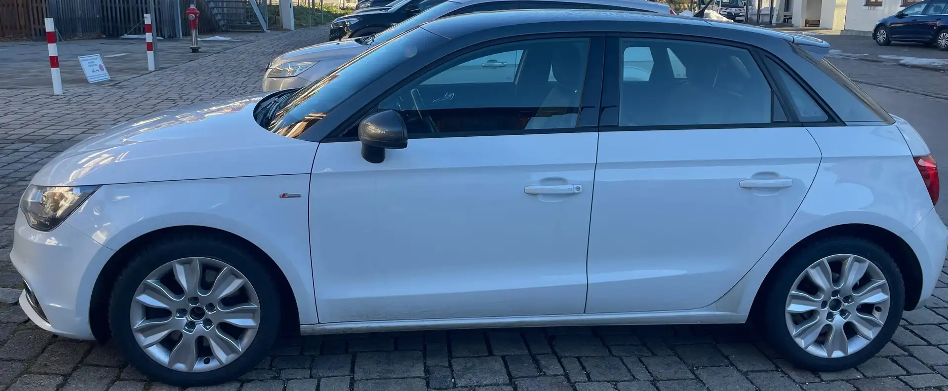 Audi A1 A1 SB 2,0 TDI Ambition Weiß - 2