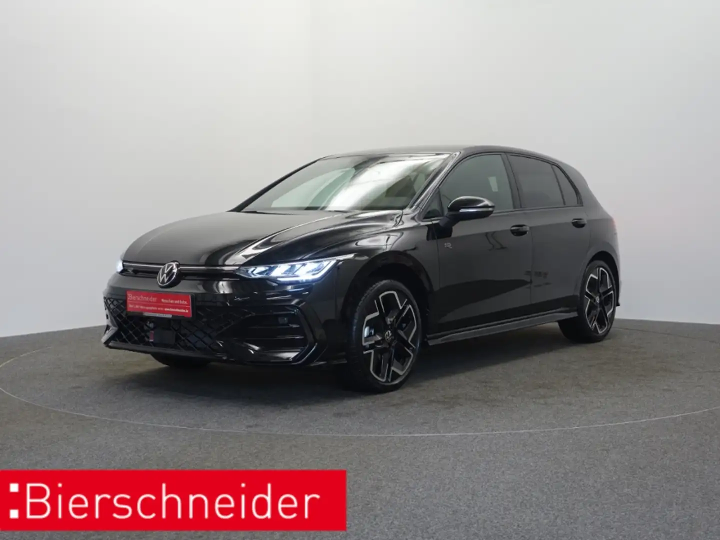 Volkswagen Golf 8 2.0 TDI DSG R-Line ALU 18 AHK NAVI KAMERA Schwarz - 1