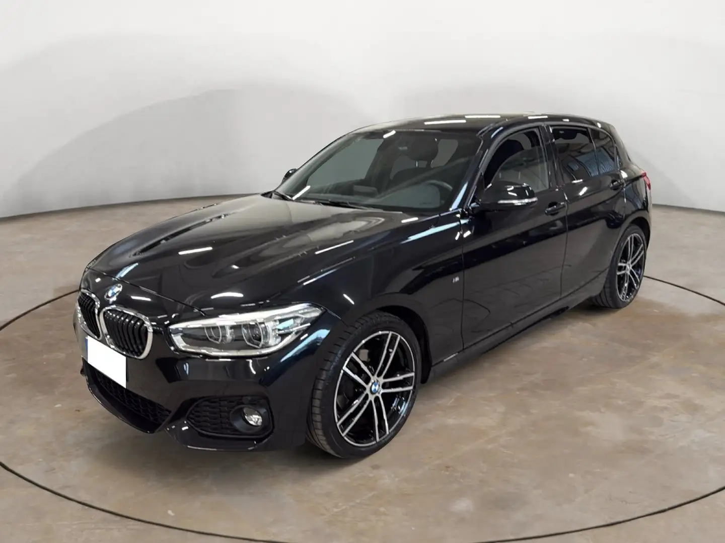 BMW 116 F20-F21 2015 Diesel 116d Msport 5p Negro - 1