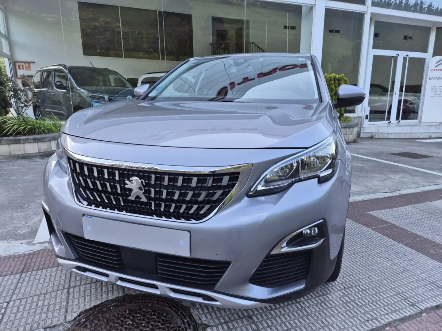 Peugeot 3008 1.5BlueHDi Allure Pack S&S EAT8 130 Gris - 2
