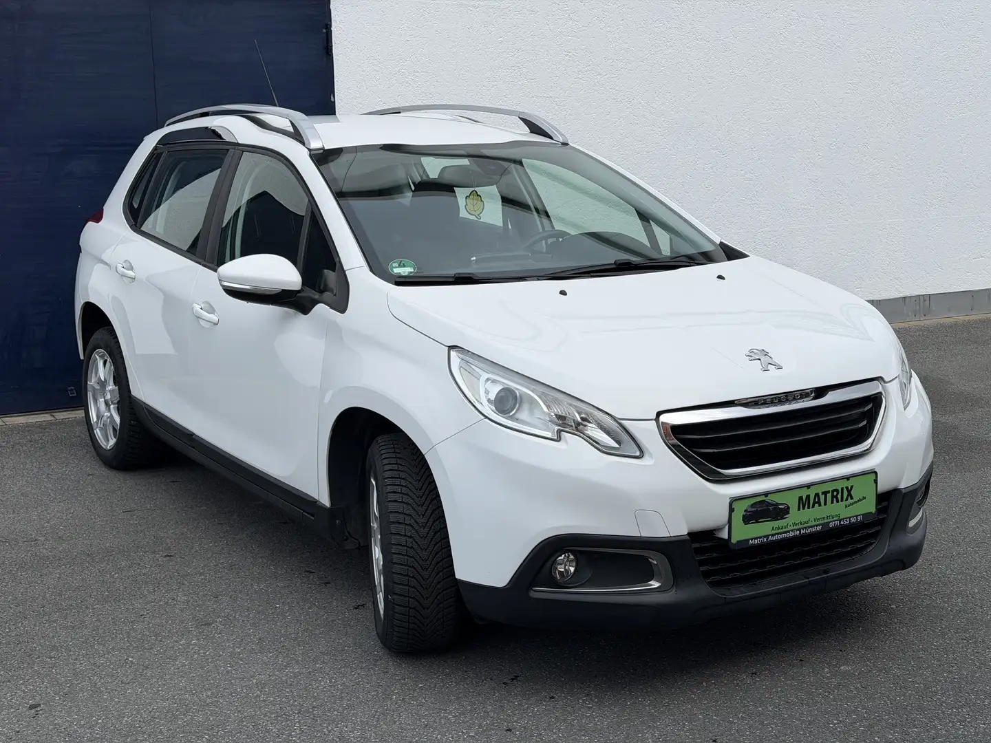 Peugeot 2008 Active Weiß - 2