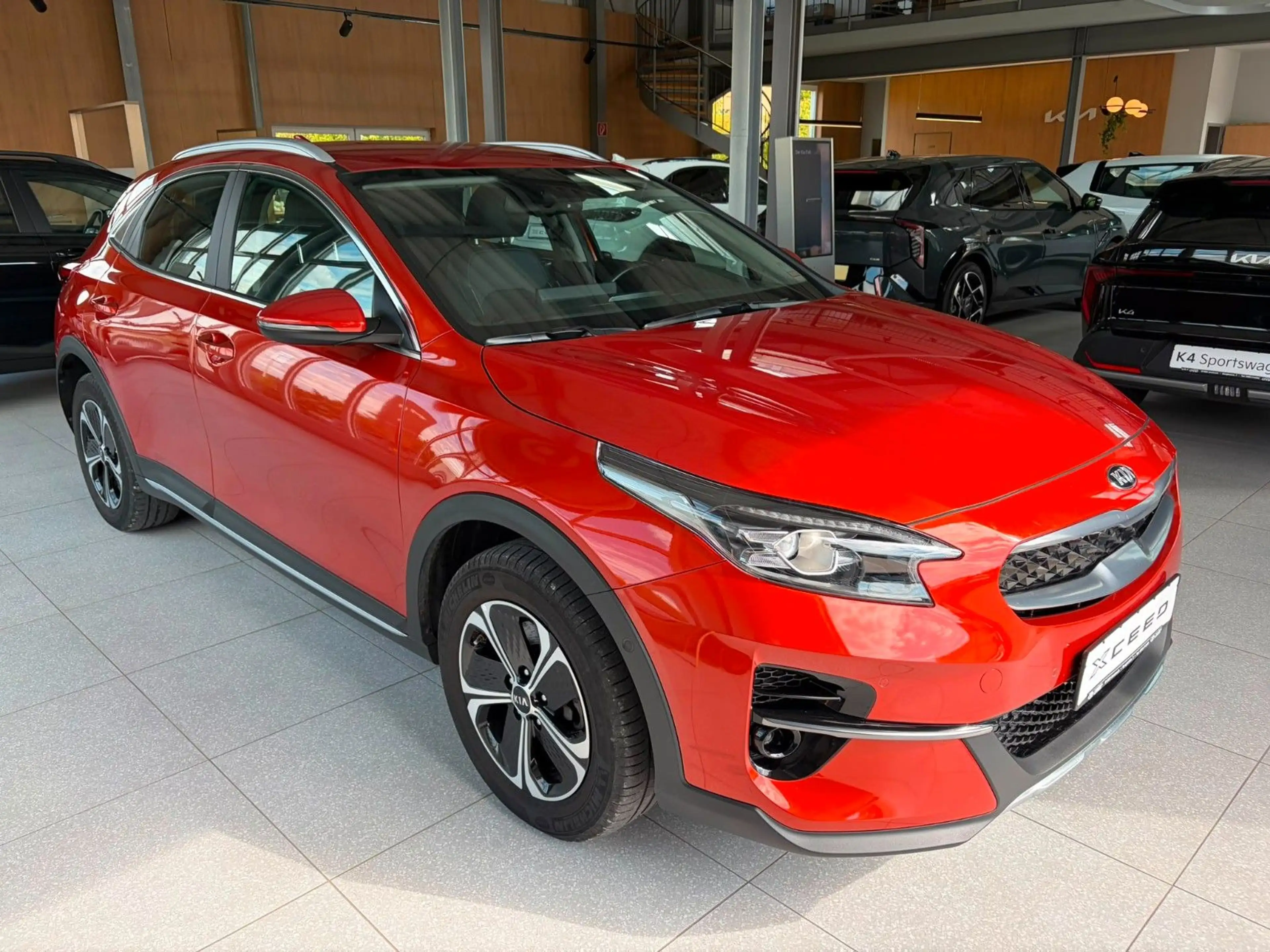 Kia XCeed 1.6 GDI Plug-In Hybrid Spirit *Navi*AHK* — photo 4
