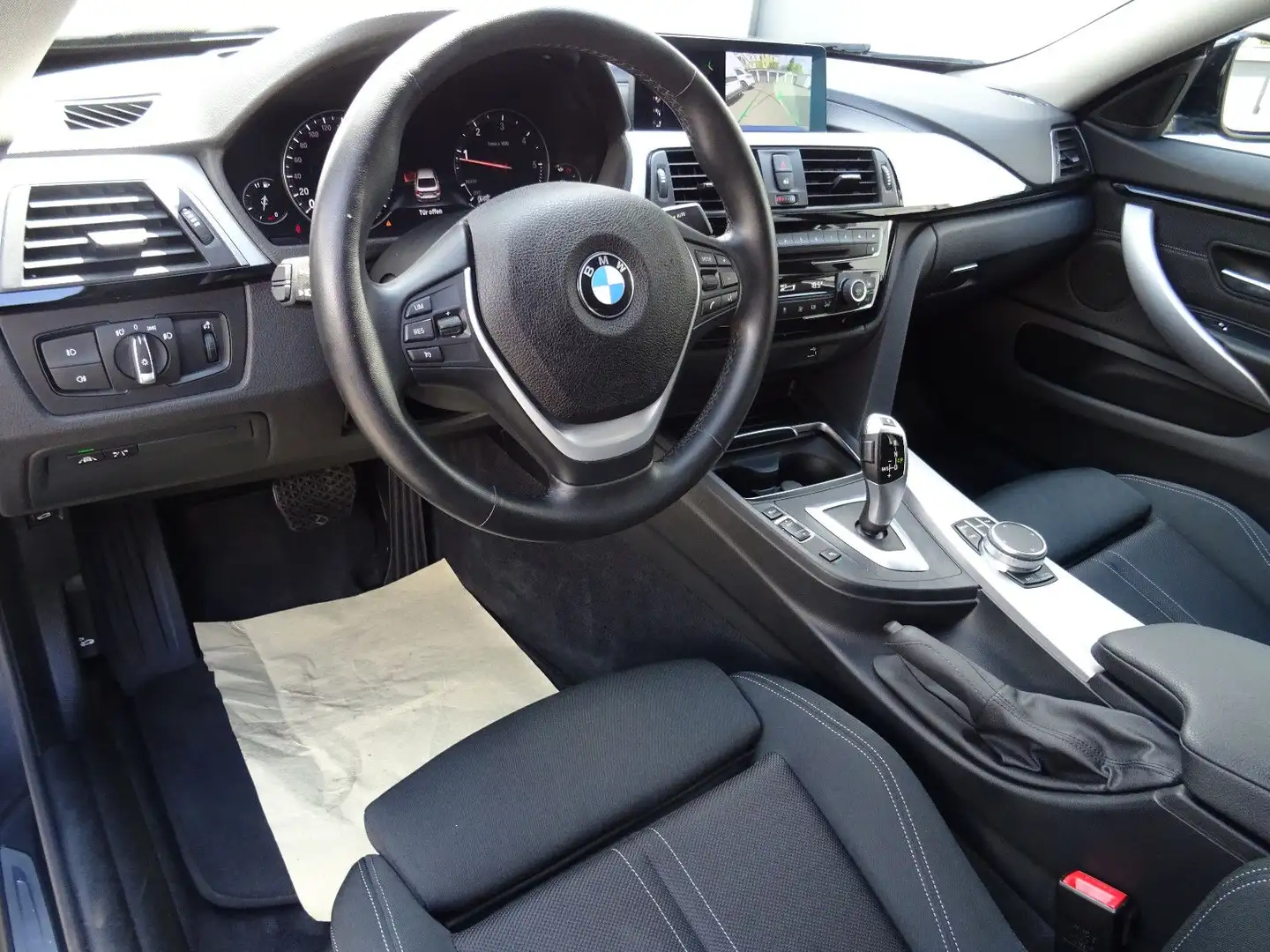 BMW 420 420 d Gran Coupe Sport Line 1.Hand AHK Head-Up Grijs - 2