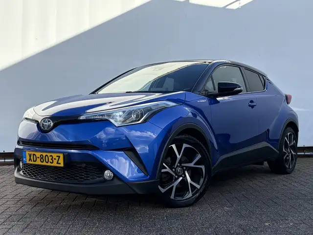 Toyota C-HR view 10