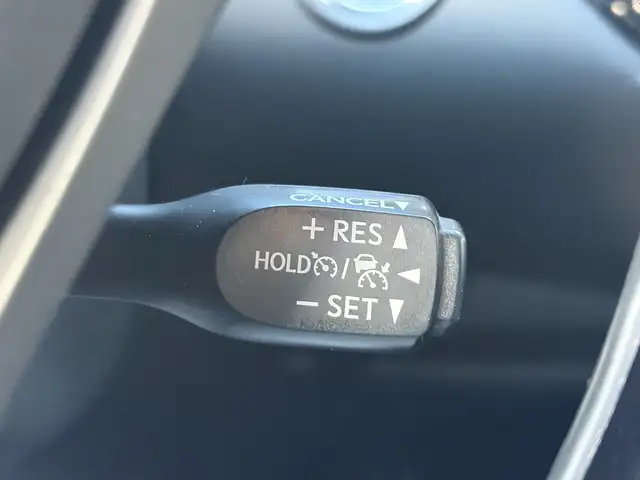 Toyota C-HR view 9