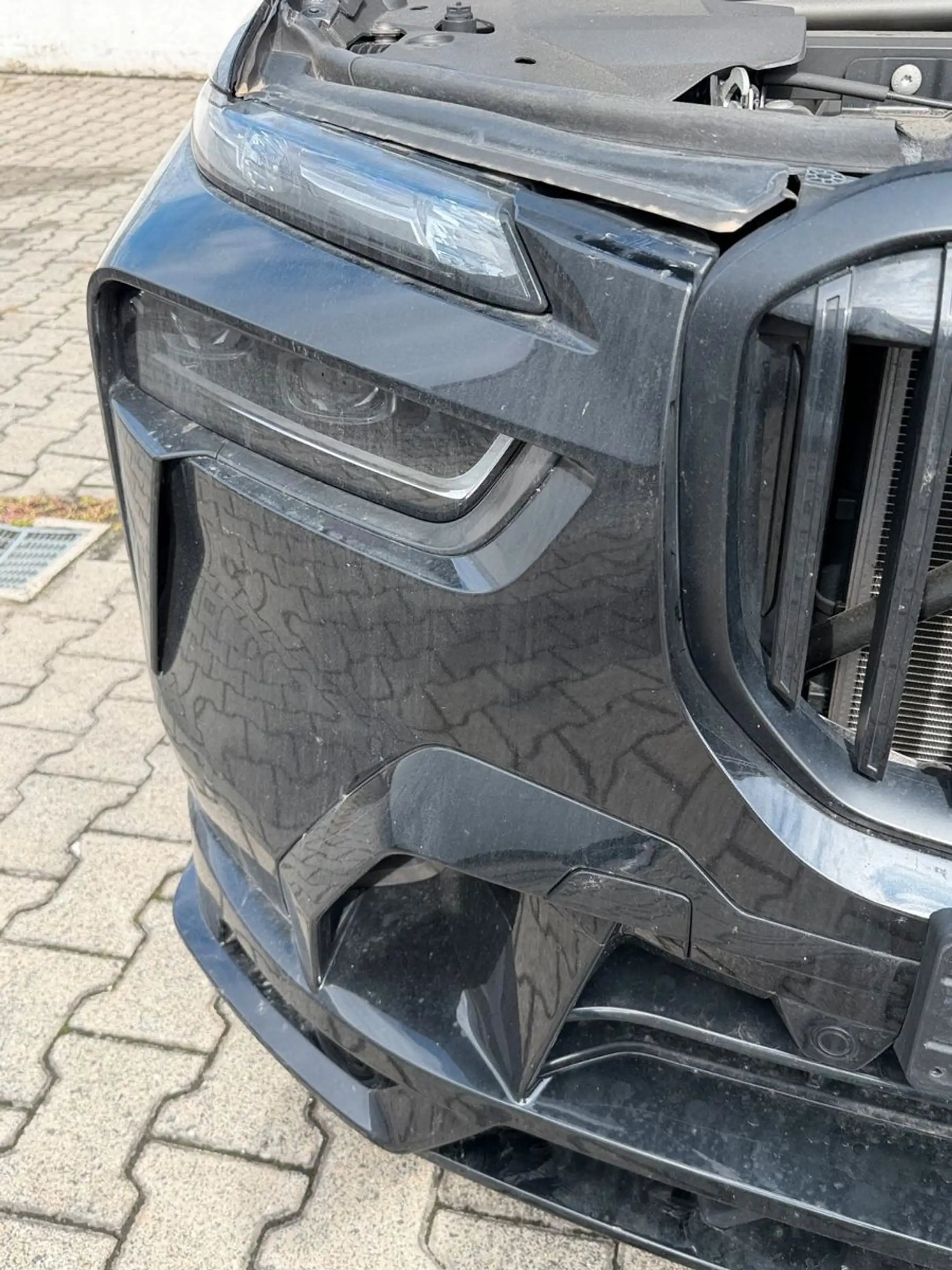 BMW X7 M XB7 ALPINA 2025 — photo 8