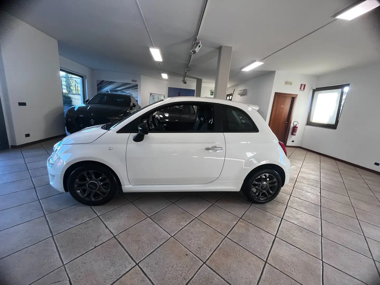 Fiat 500 1.0 hybrid sport Connect 70cv Bianco - 2