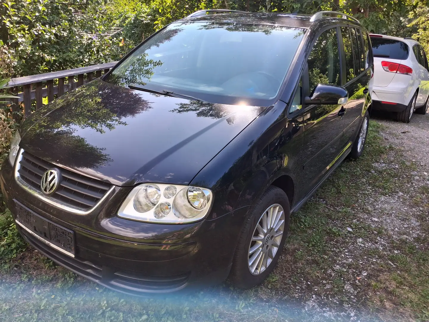 Volkswagen Touran Touran Trendline 1,9 TDI DPF Trendline Schwarz - 1