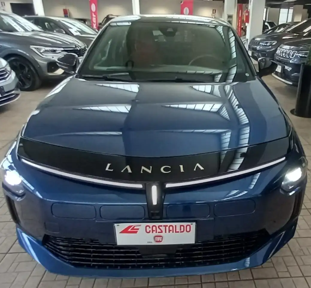 Lancia Ypsilon