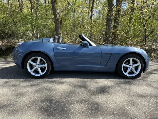 Opel GT 2.0 Turbo ECOTEC