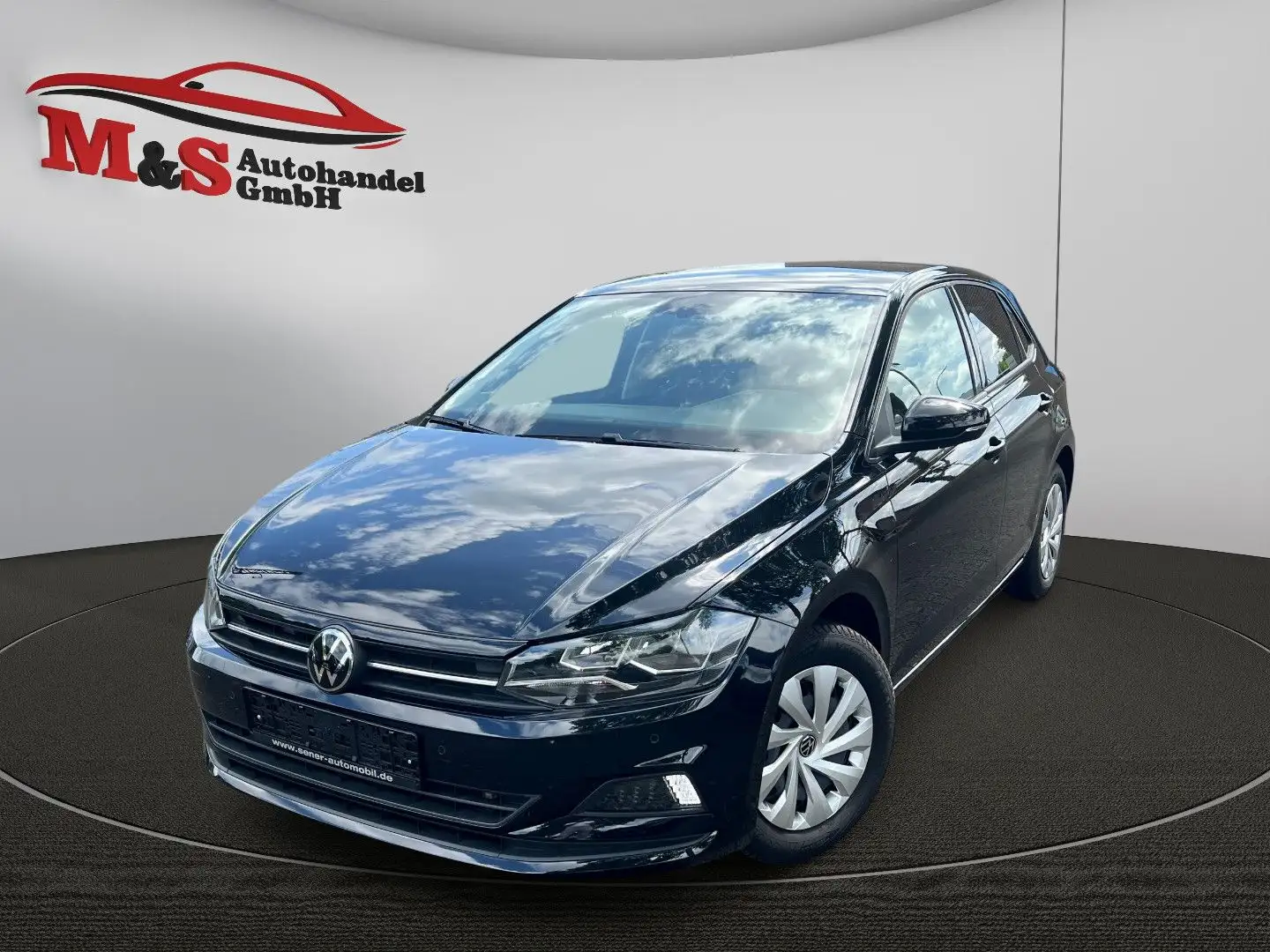 Volkswagen Polo VI Comfortline Aut. - NAVI - PDC - GARANTIE Noir - 1