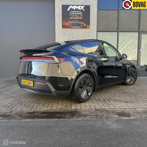 Tesla Model Y Juniper Long Range RWD