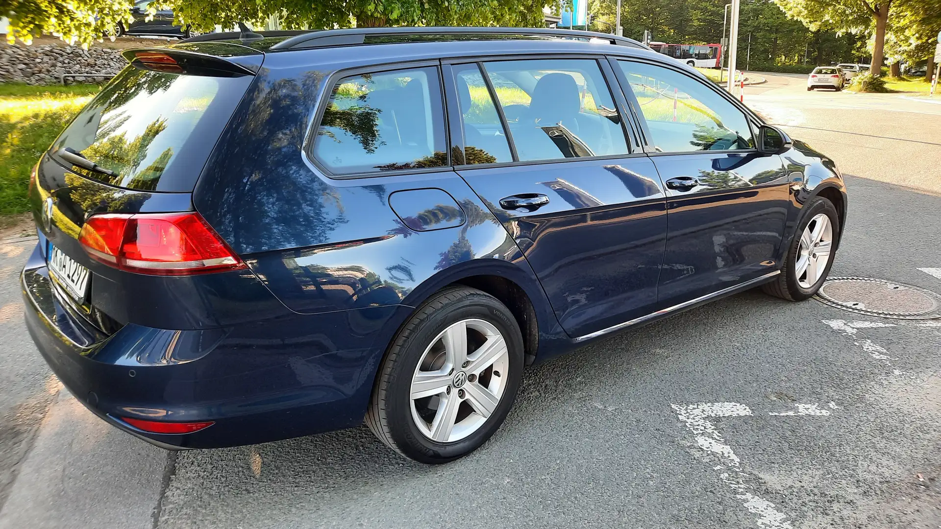 Volkswagen Golf Variant Golf VII Variant Diesel 2.0 TDI BlueMotion Technol Blau - 1
