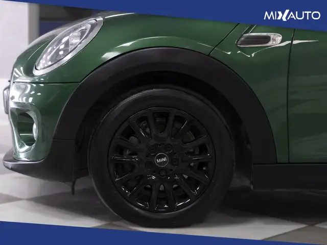 Mini Hatch view 8