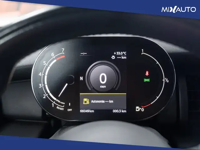 Mini Hatch view 15