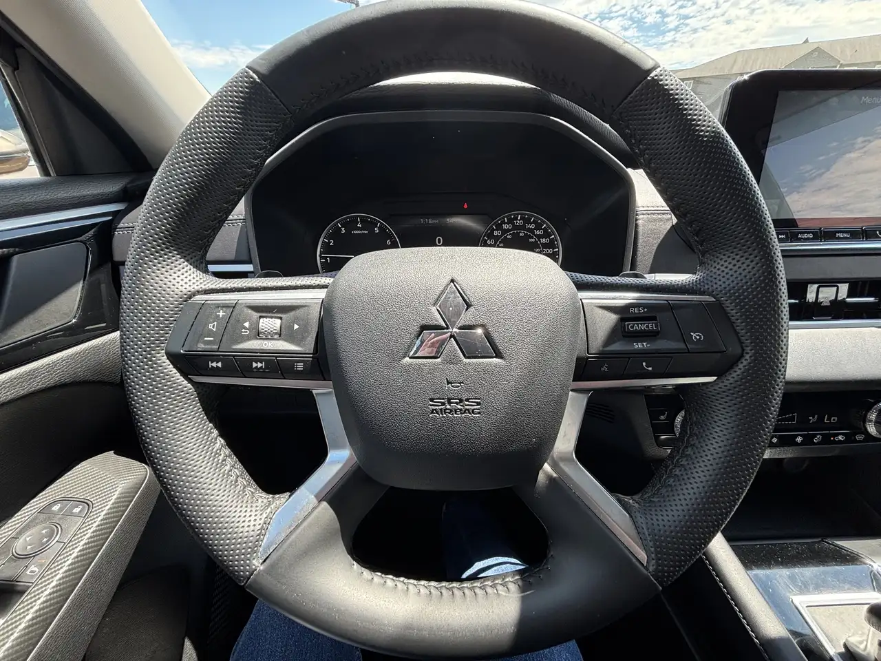 Mitsubishi Outlander fotografie Mitsubishi Outlander