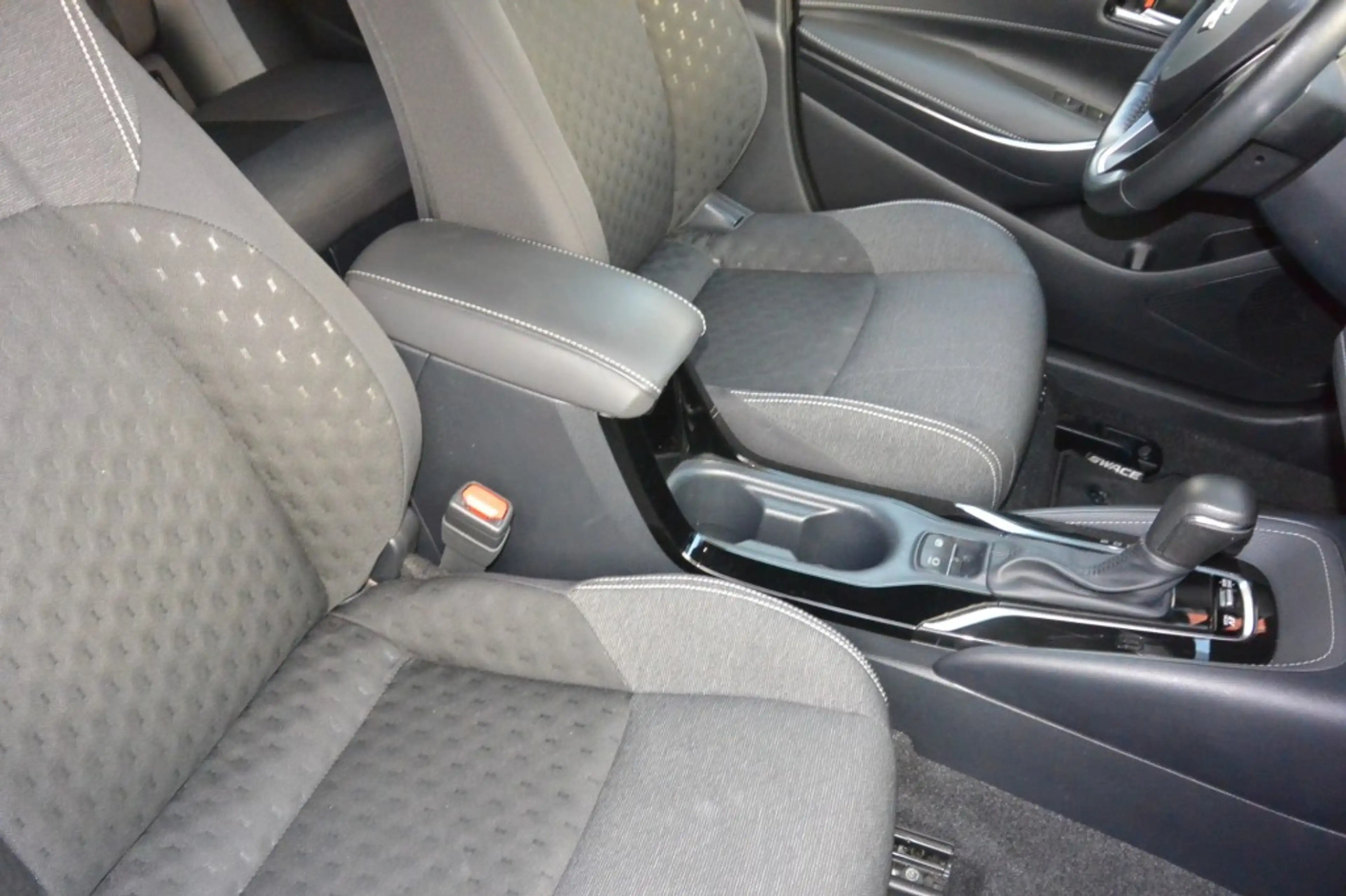 Suzuki Swace 1.8 Hybrid Style AUTOMAAT — photo 26