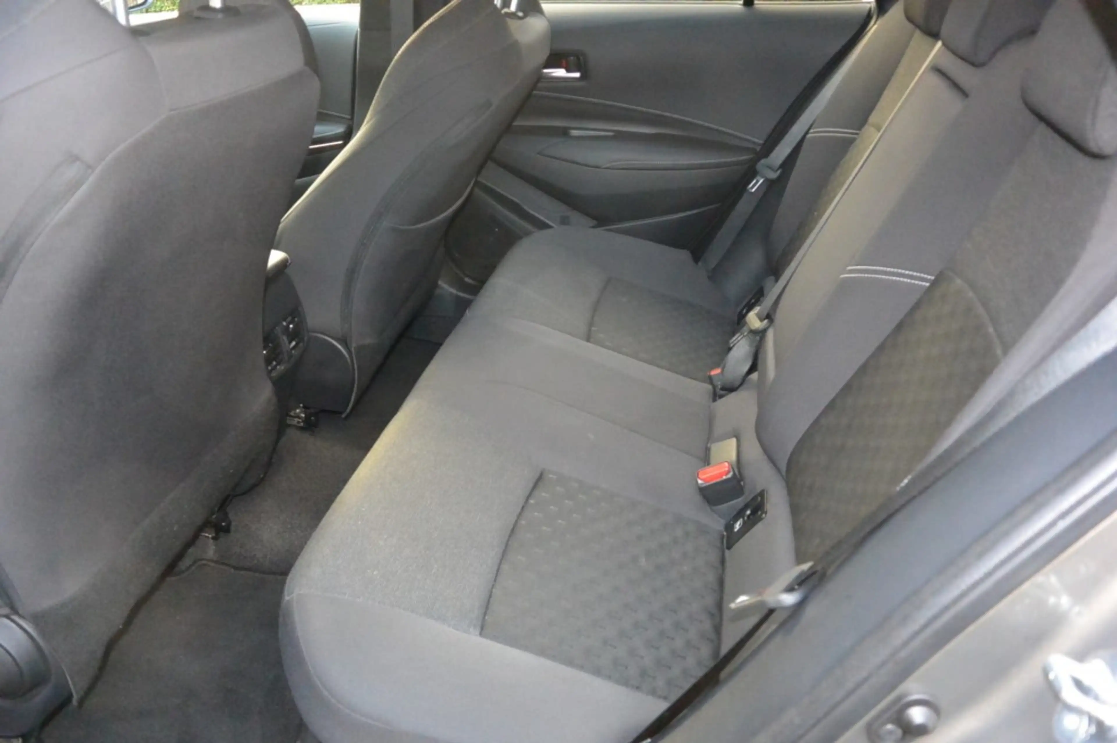 Suzuki Swace 1.8 Hybrid Style AUTOMAAT — photo 24