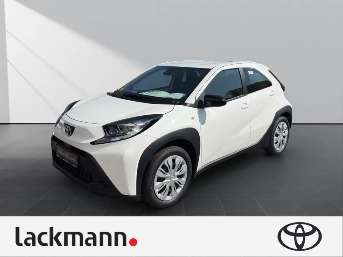 Toyota Aygo X 1.0 5-Türer Business Edition Weiß - 1