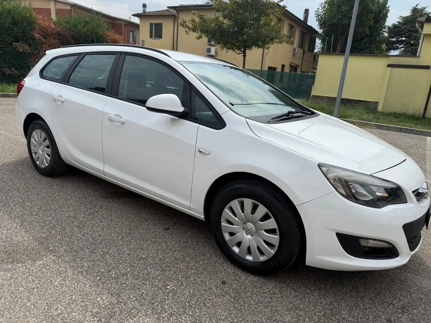 Opel Astra Sports Tourer 1.6 CDTI - 12 MESI DI GARANZIA - Blanc - 2