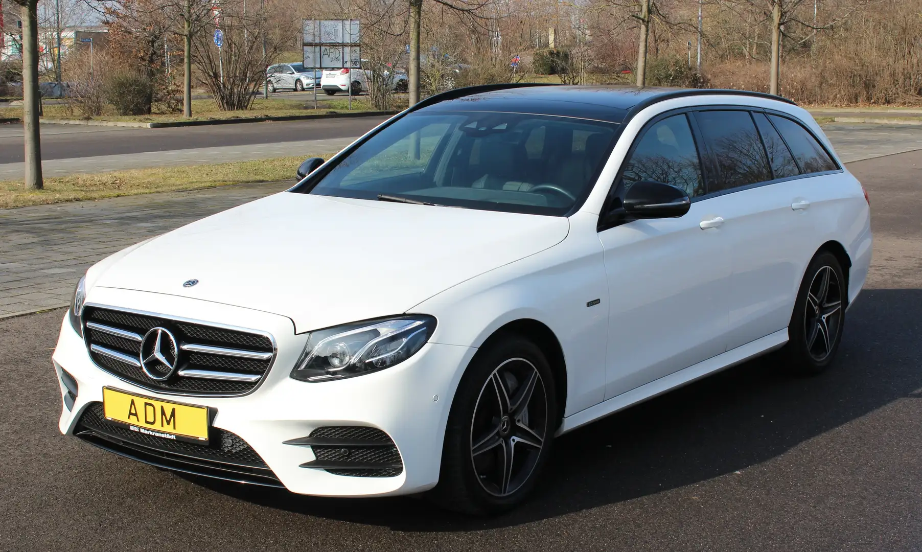 Mercedes-Benz E 300 E 300 de T AMG Line Wit - 2