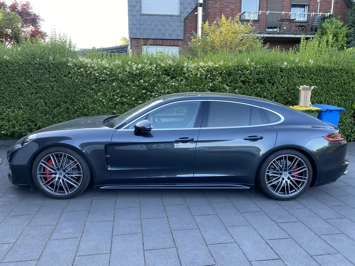 Porsche Panamera Turbo - 2