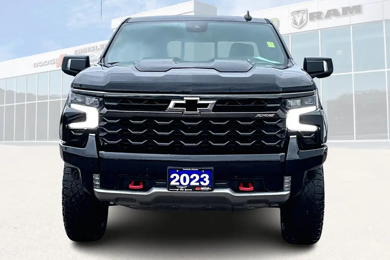 Chevrolet Silverado 1500 снимка Chevrolet Silverado 1500