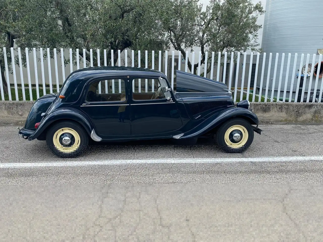 Citroen Traction BL, foto 2