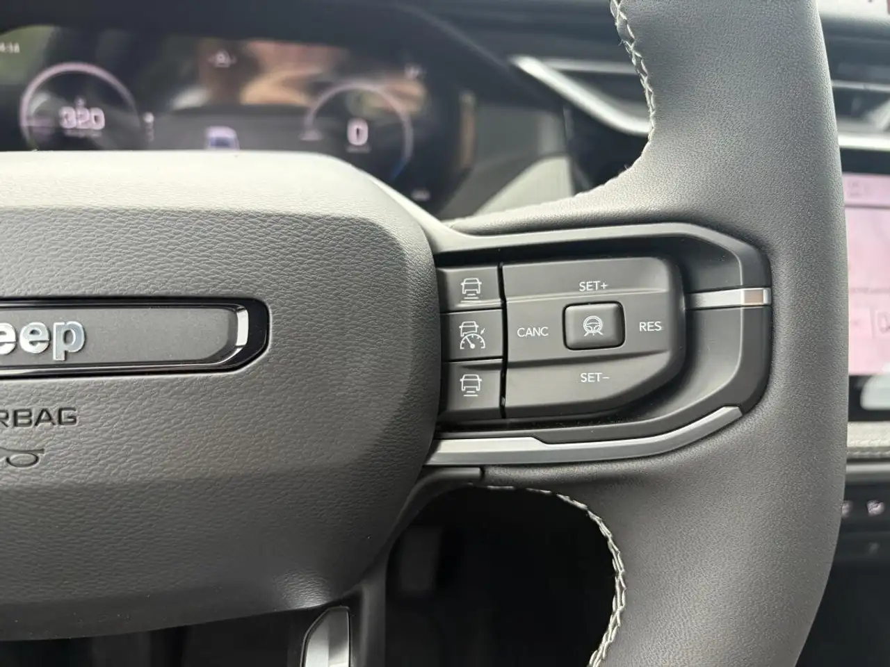 Jeep Cherokee photo Jeep Cherokee