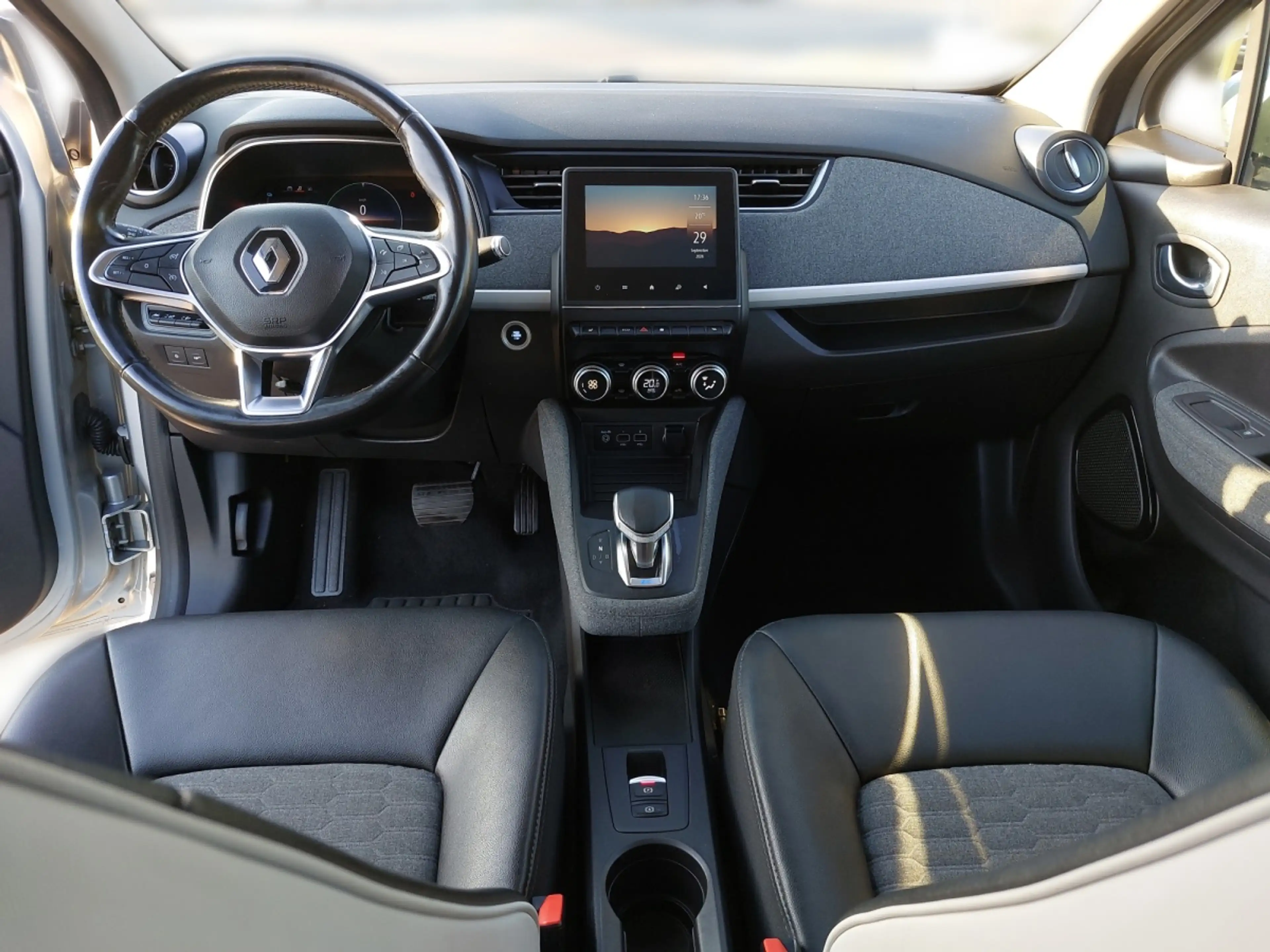 Renault ZOE Zen R110 52kWh Akkumiete — photo 4