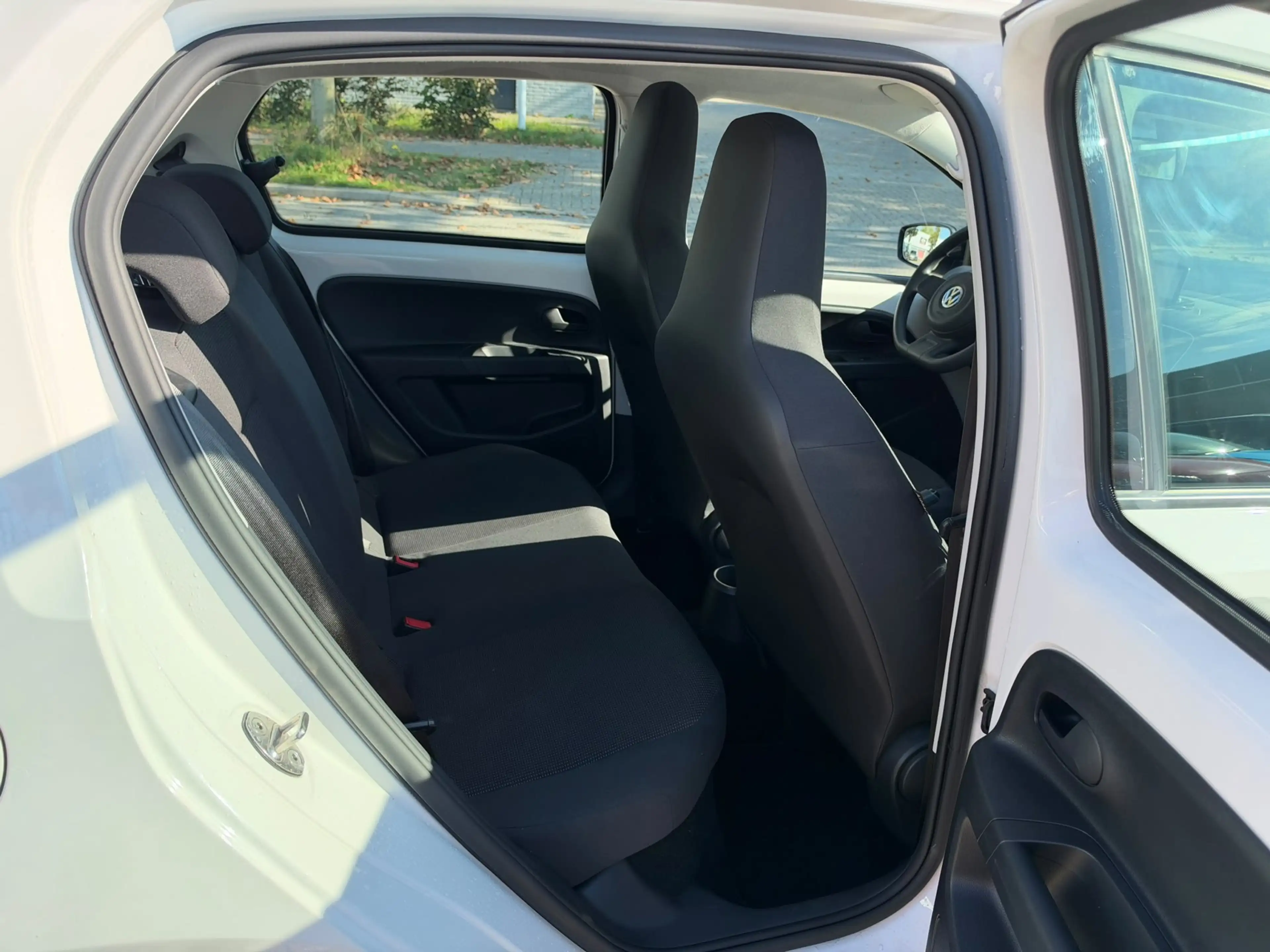 Volkswagen up! 1.0 take up! BlueMotion, Navi, Airco, NAP, 1ste ei — photo 18