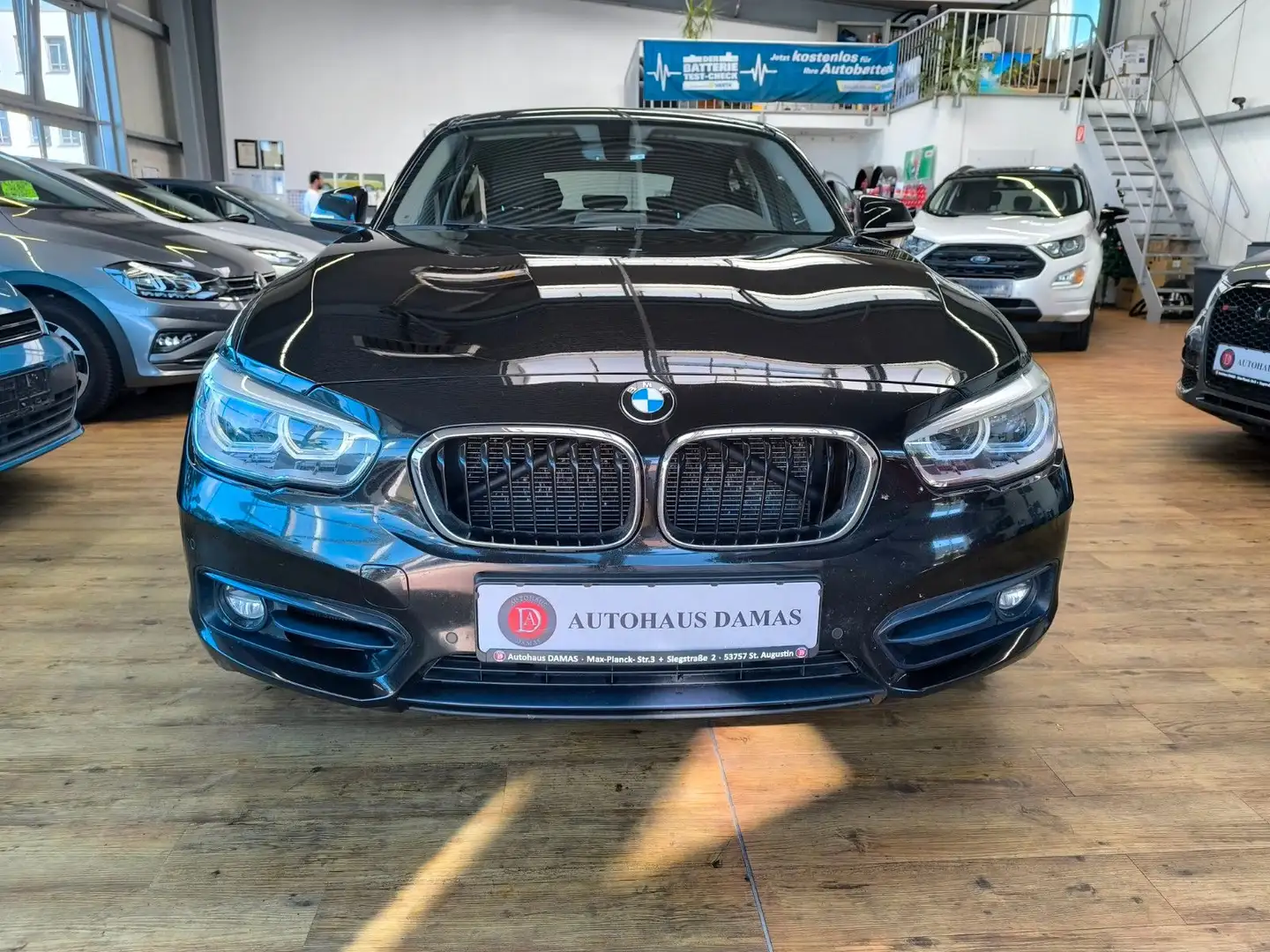 BMW 118 Baureihe 1 Lim. 5-trg. 118 i 1Hand Schwarz - 2