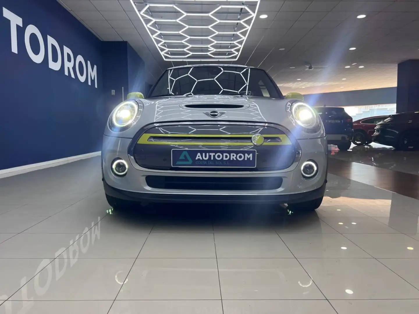 MINI Cooper SE Gris - 2