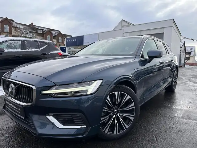 Volvo V60 T6 AWD Plug in L Rang Plus,Pano,BLIS,ACC,STH