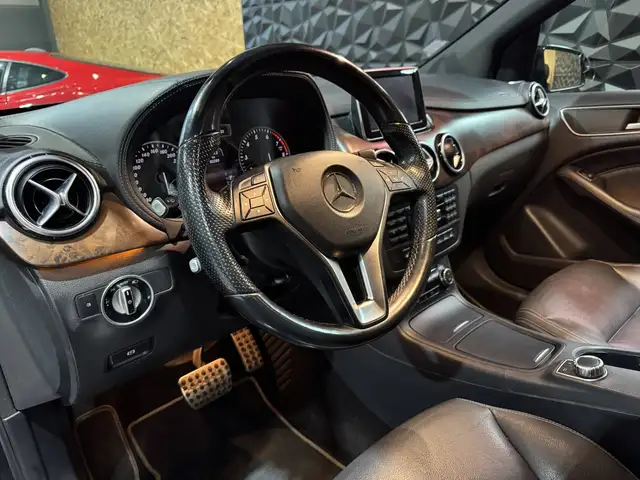 Mercedes-Benz B-Class view 7