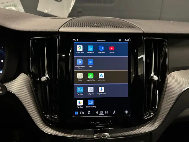 Volvo XC60 view 22