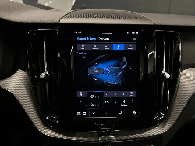 Volvo XC60 view 23