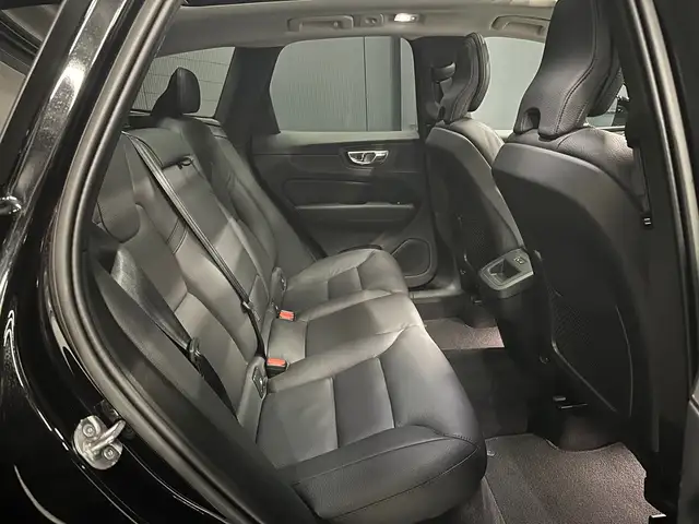Volvo XC60 view 26