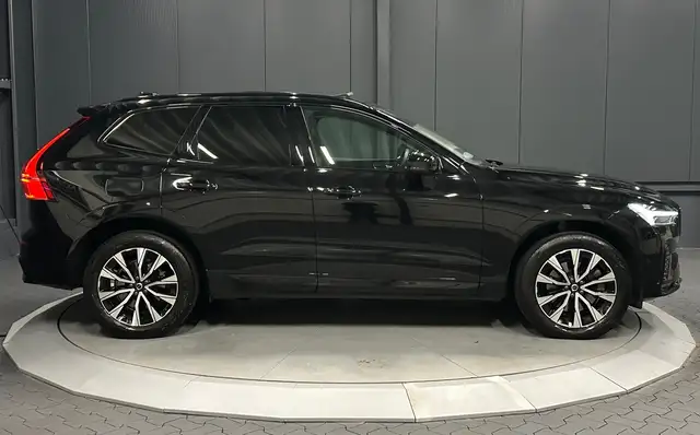 Volvo XC60 view 6