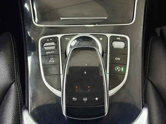 Mercedes-Benz C-Class view 15