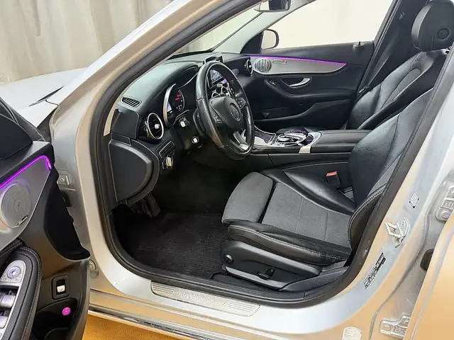 Mercedes-Benz C-Class view 7