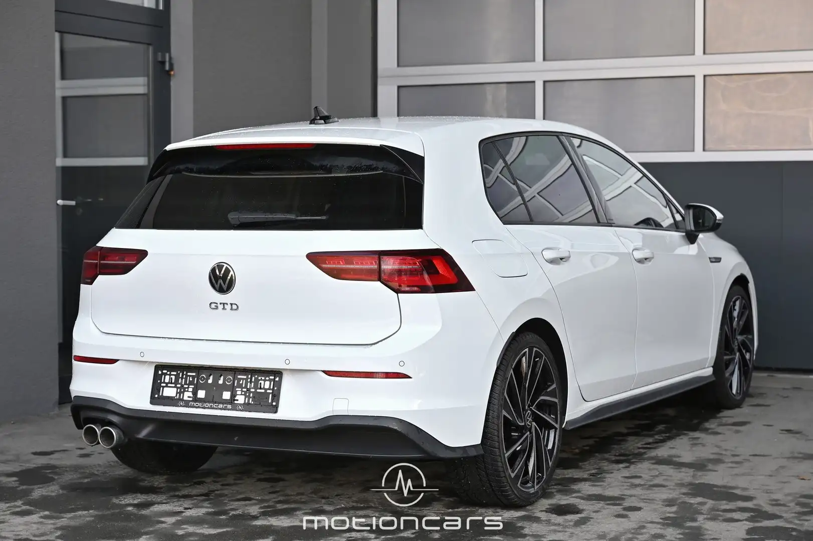 Volkswagen Golf VIII 2.0 TDI GTD Weiß - 2
