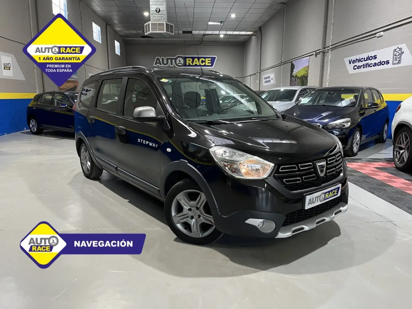 Dacia Lodgy 1.2 TCE Laureate 5pl. 115 Negro - 1