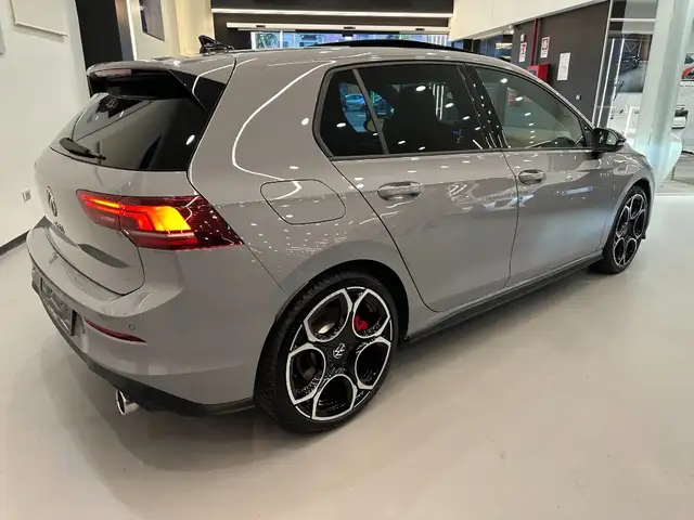 Volkswagen Golf GTI 2.0 TSI GTI DSG