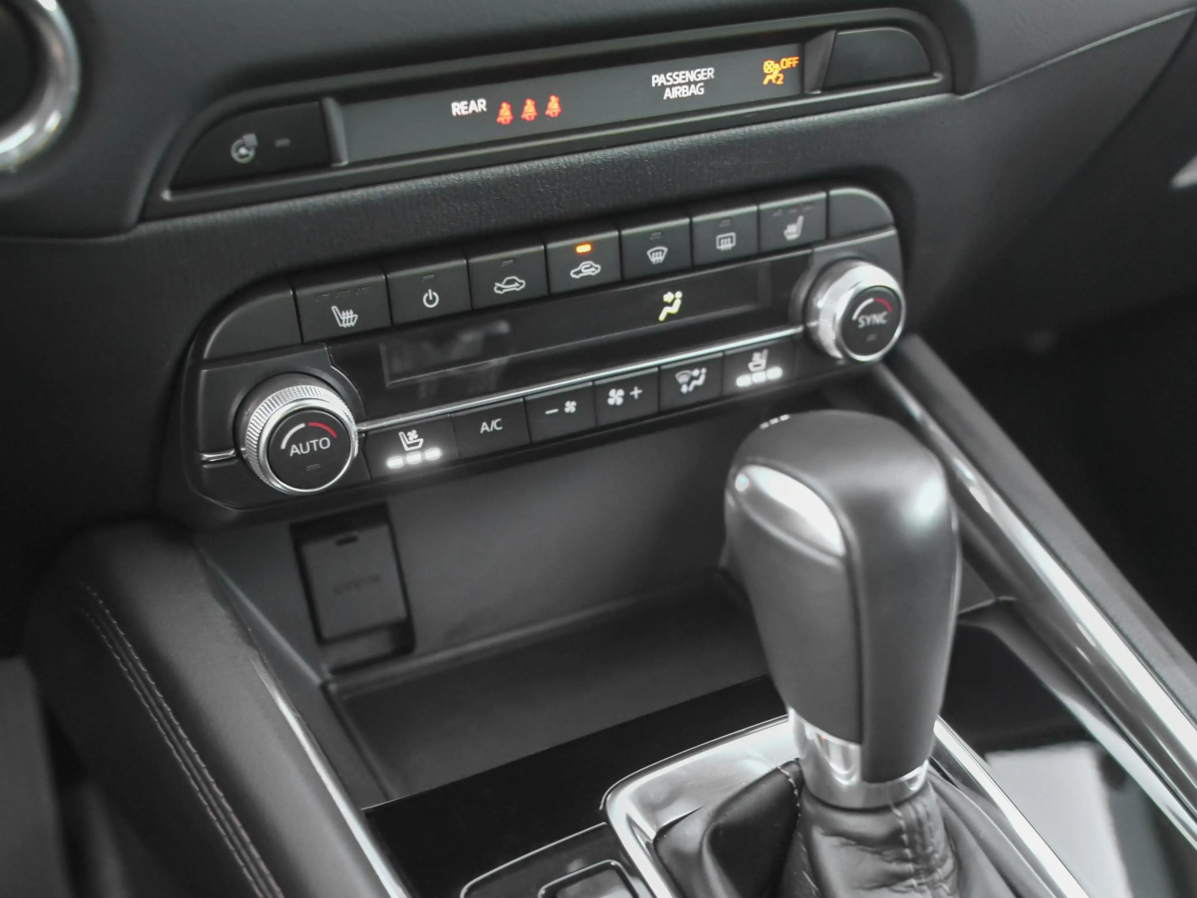 Mazda CX-5 2.5 SkyActiv-G 194 Luxury Leren bekleding ACC Trek — photo 23