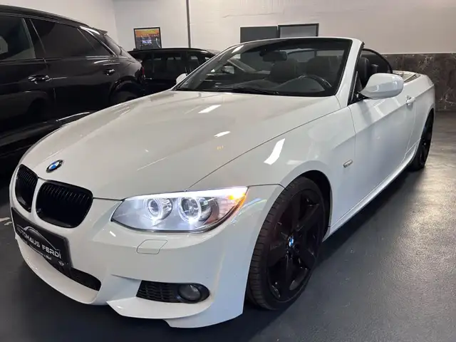 BMW 318 i Cabrio M-Paket Xenon Navigation Klima Sitzh
