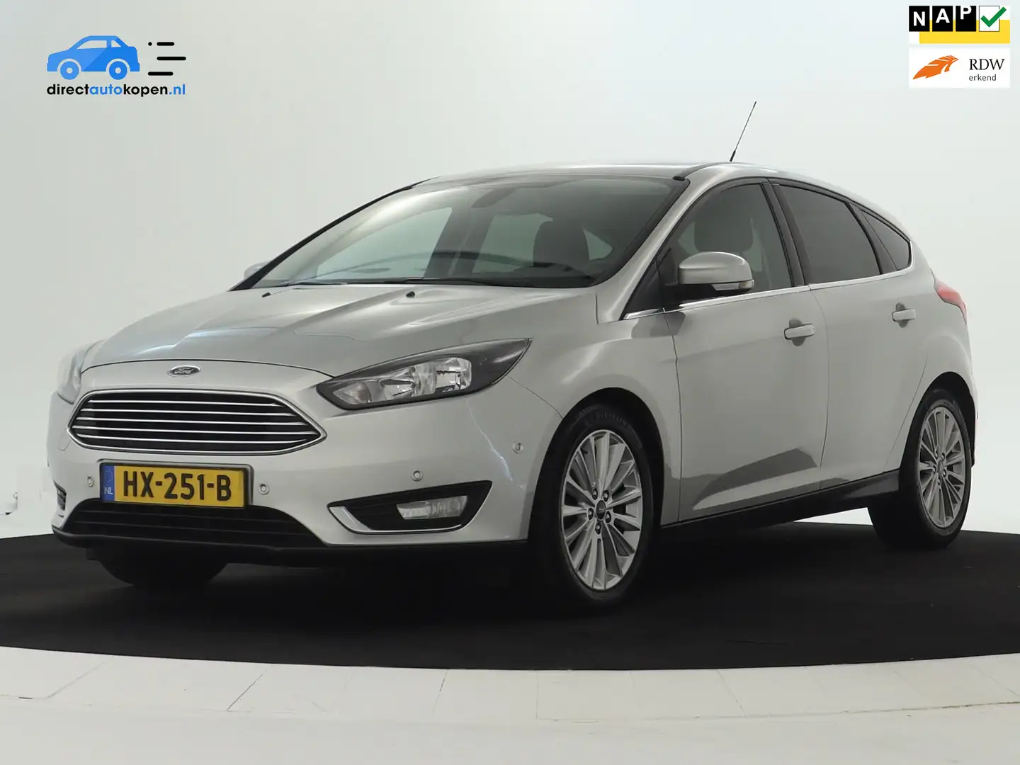 Ford Focus 1.0 Titanium Edition Navi | Camera | Trekhaak Grijs - 1